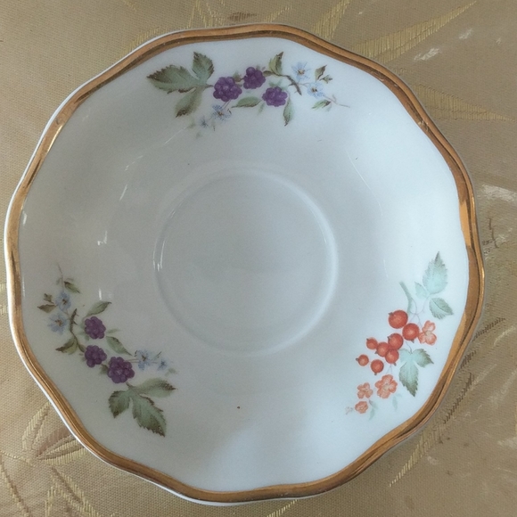 Vintage Favalino fine china tea cup and saucer - Picture 6 of 6